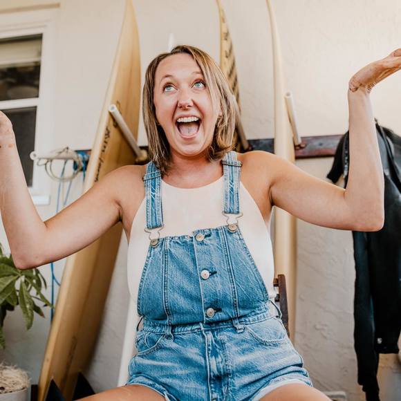 Meet the Posher Other - Meet your Posher, Julia